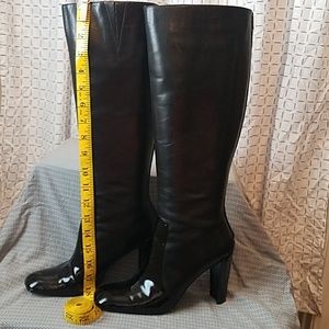 Kenneth Cole Black Patent Leather Boots Sz. 6.5